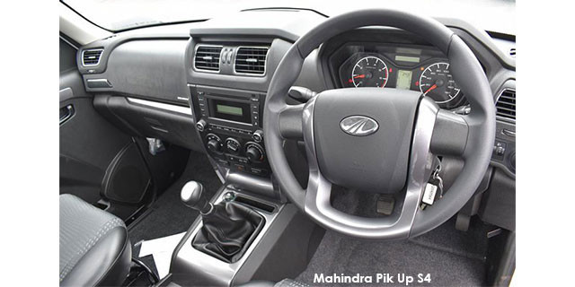 Surf4Cars_New_Cars_Mahindra Pik Up 22CRDe single cab 4x4 S4_3.jpg